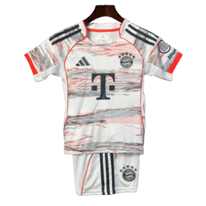 Conjunto Niño Bayer Munich 2025/26