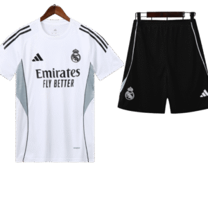 Conjunto de Entrenamiento Real Madrid 2025/26